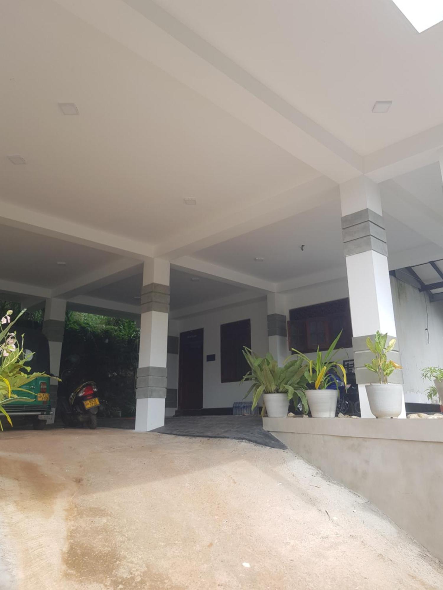 Methusha Holiday House Mirissa Ngoại thất bức ảnh
