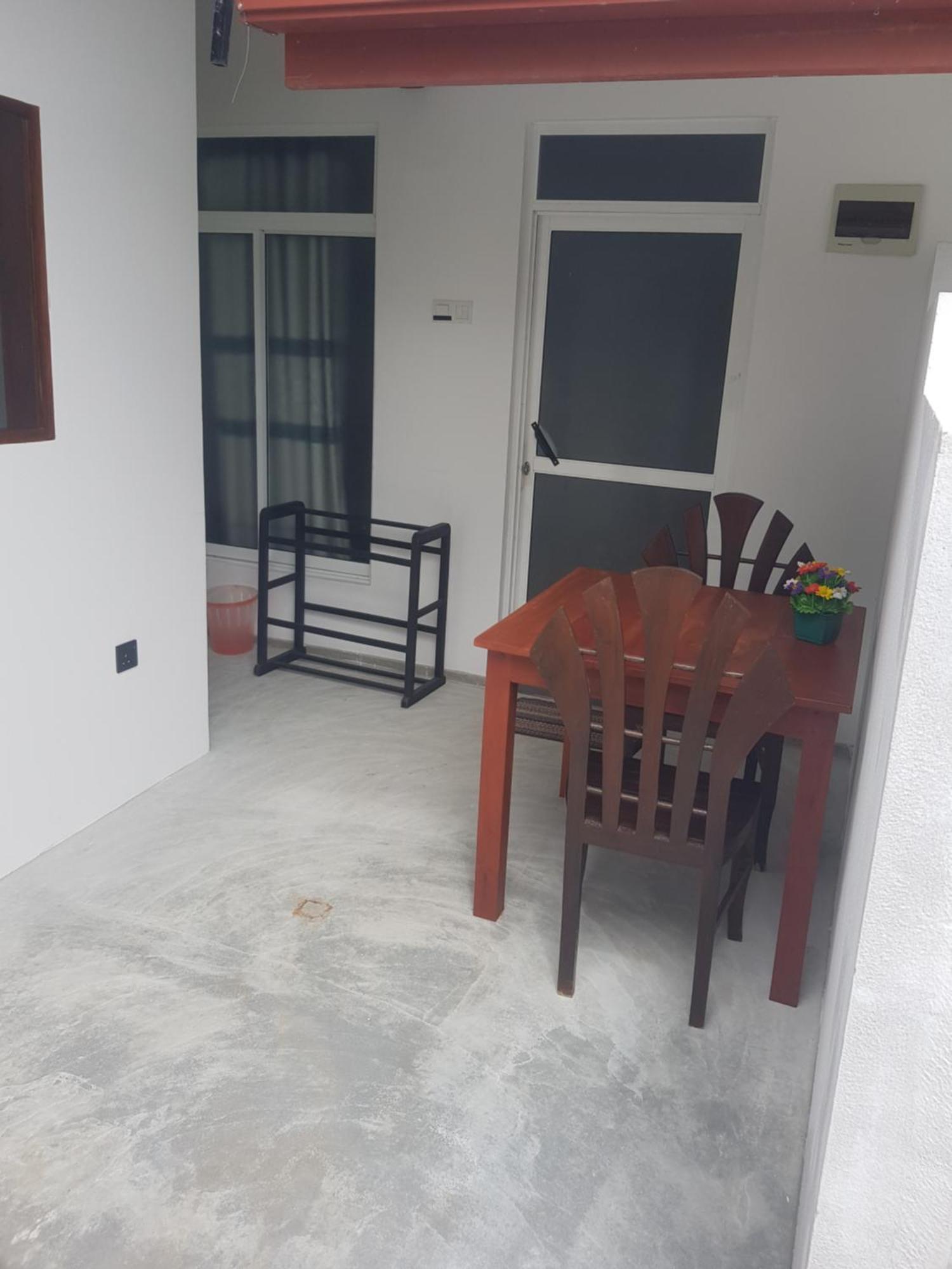 Methusha Holiday House Mirissa Ngoại thất bức ảnh