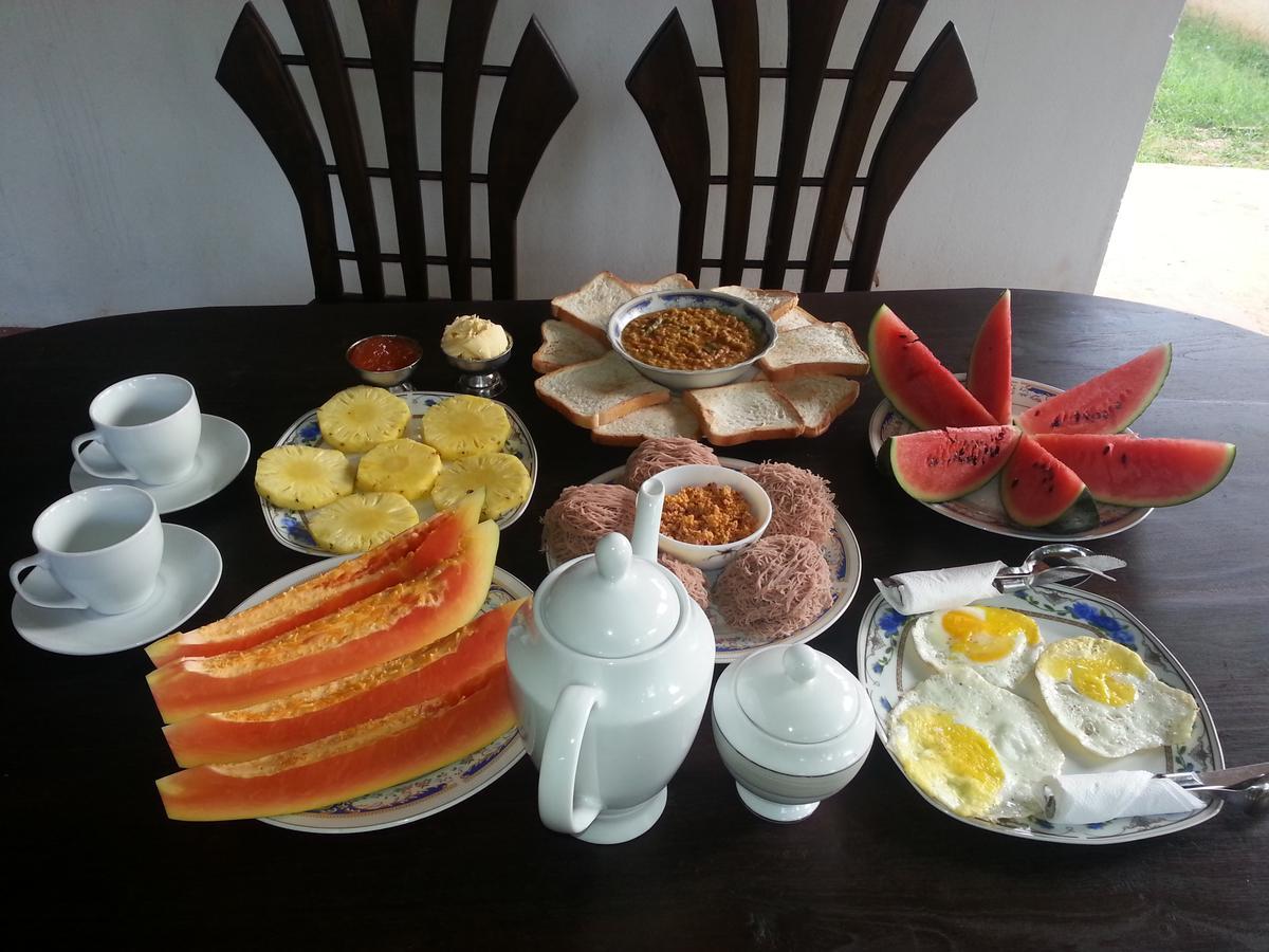 Methusha Holiday House Mirissa Ngoại thất bức ảnh